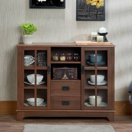 Além do design antigo das portas e janelas.